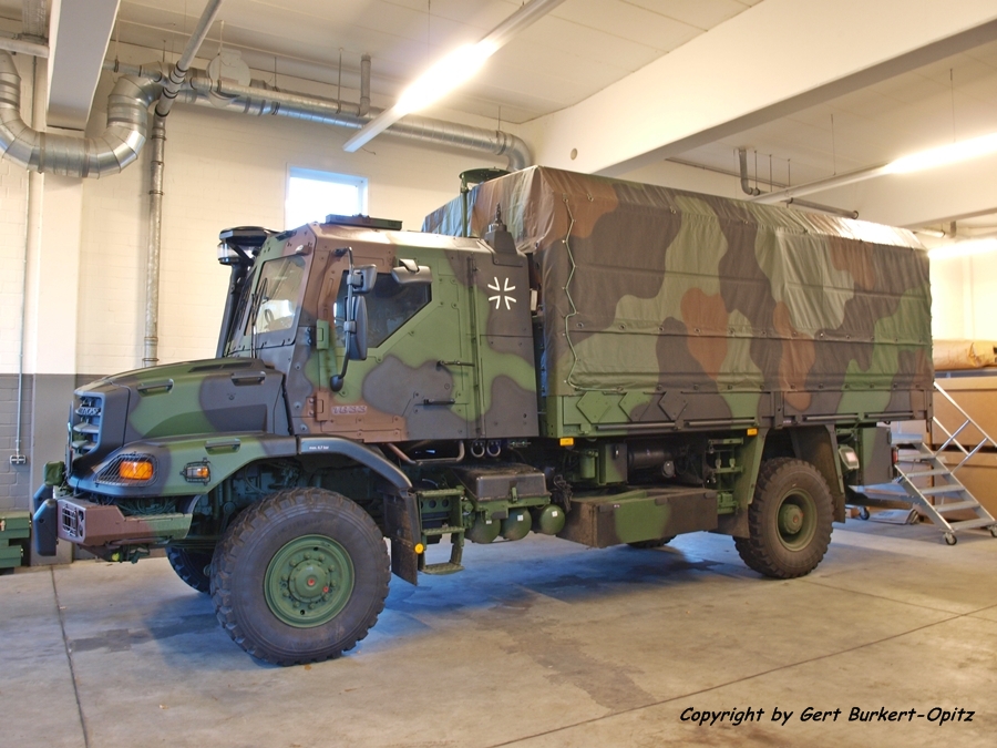 Mercedes Zetros 1833а